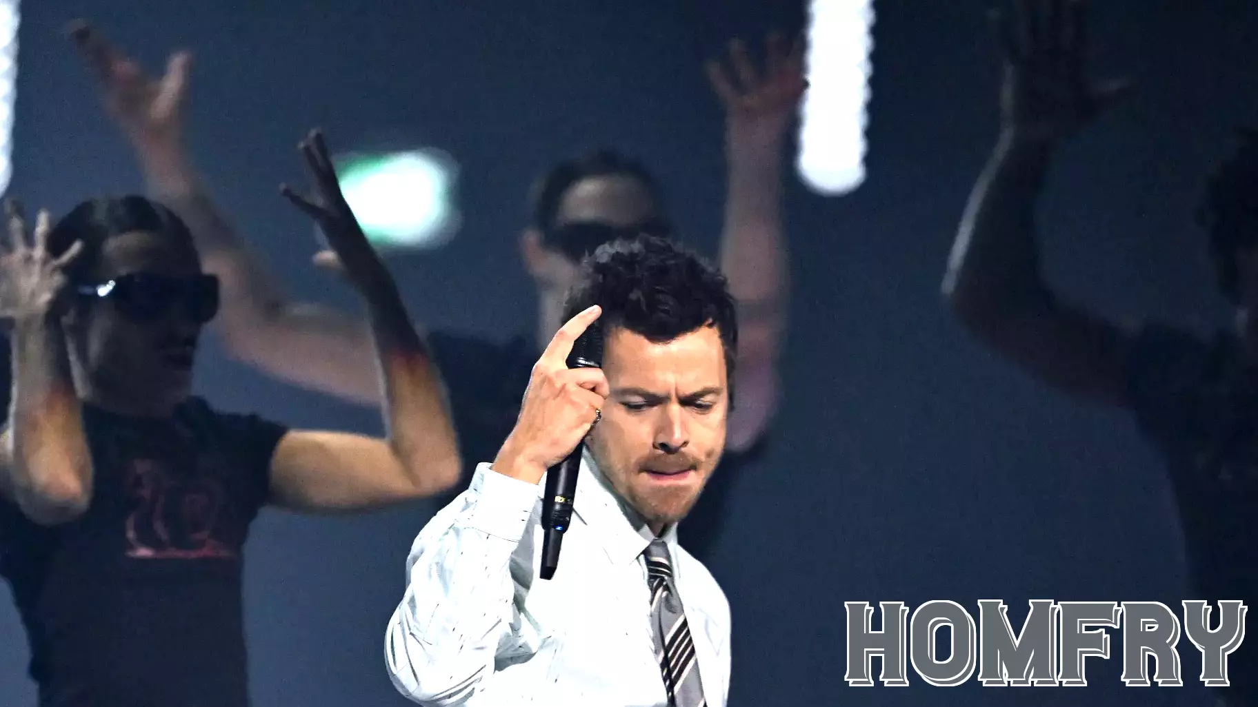 Fans Open Their Homes for the Harry Styles Residency