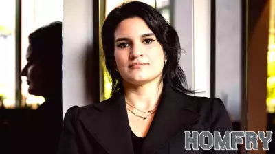 Zoe Elghanayan Balances Family Business with Passion for Art